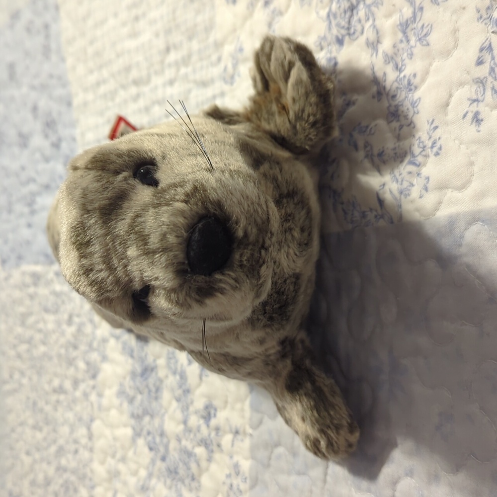 Stuffed Seal 🦭